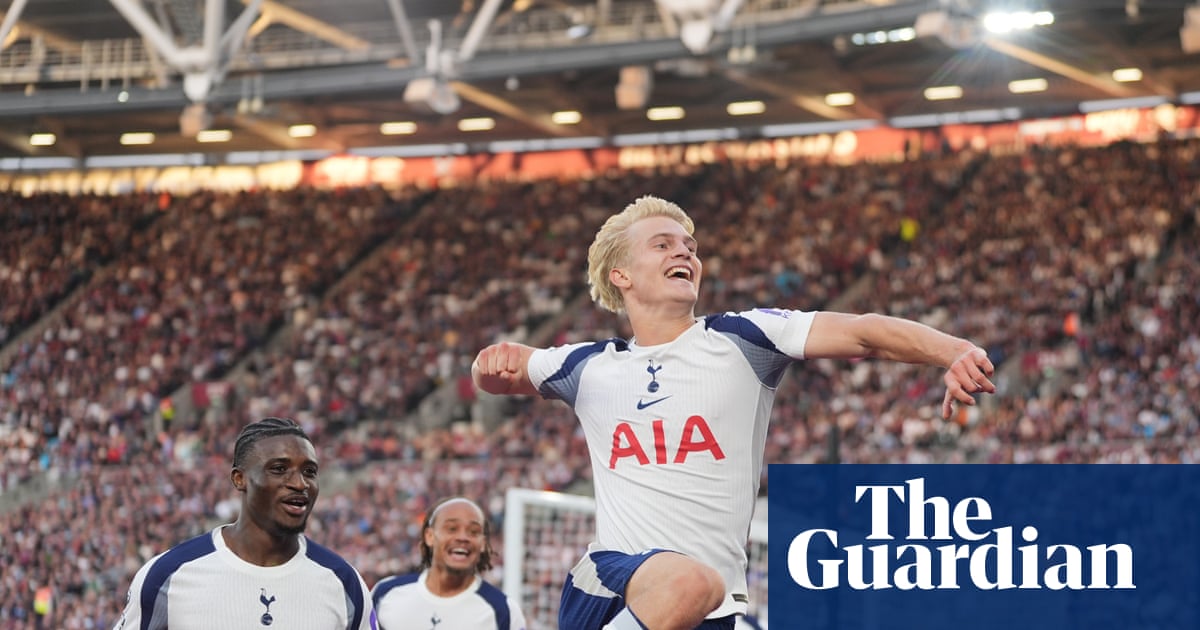 Tottenham humiliate 10-man West Ham to deepen gloom of home fans