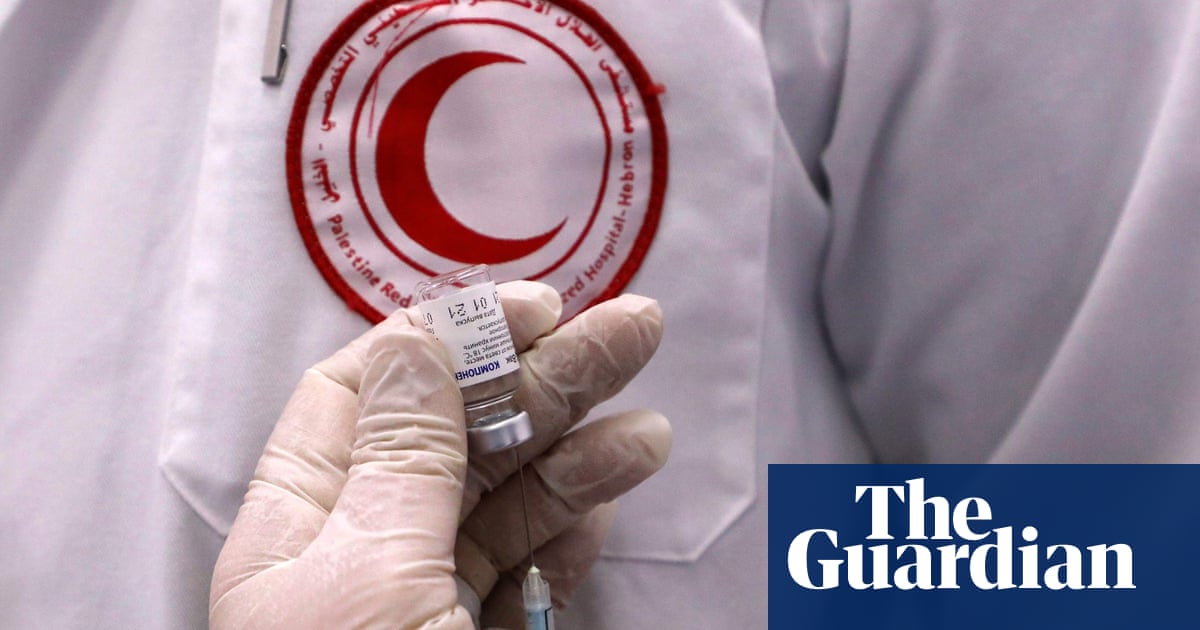 Israel allows 2,000 Covid vaccine doses into Gaza after hold-up