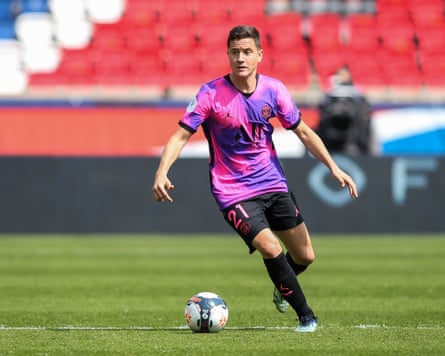 Ander Herrera in action for Paris Saint-Germain