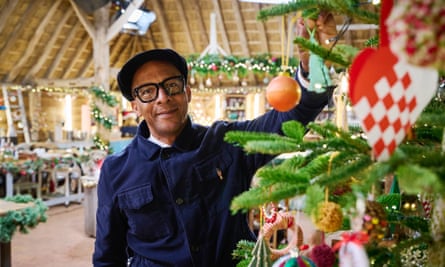 Jay Blades dans The Repair Shop Spécial Noël