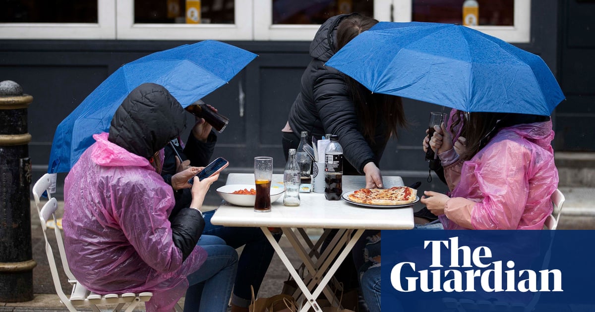‘Weather-proofing’ fund to help Welsh tourism industry brave soggy summers