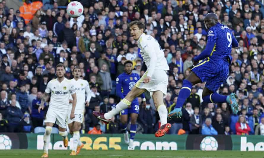 Chelsea’s Romelu Lukaku, right, heads the ball past Leeds United’s Diego Llorente and wide of the upright.