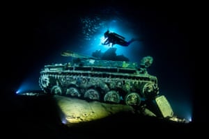 diver with wreck