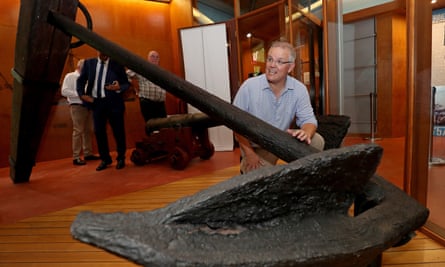 Australian prime minister Scott Morrison with the anchor from James Cook’s ship Endeavour during a visit to the Cooktown Museum.