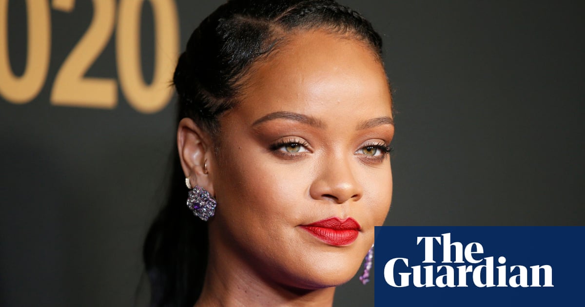 Rihanna gives £1.67m to support LA domestic violence victims in lockdown