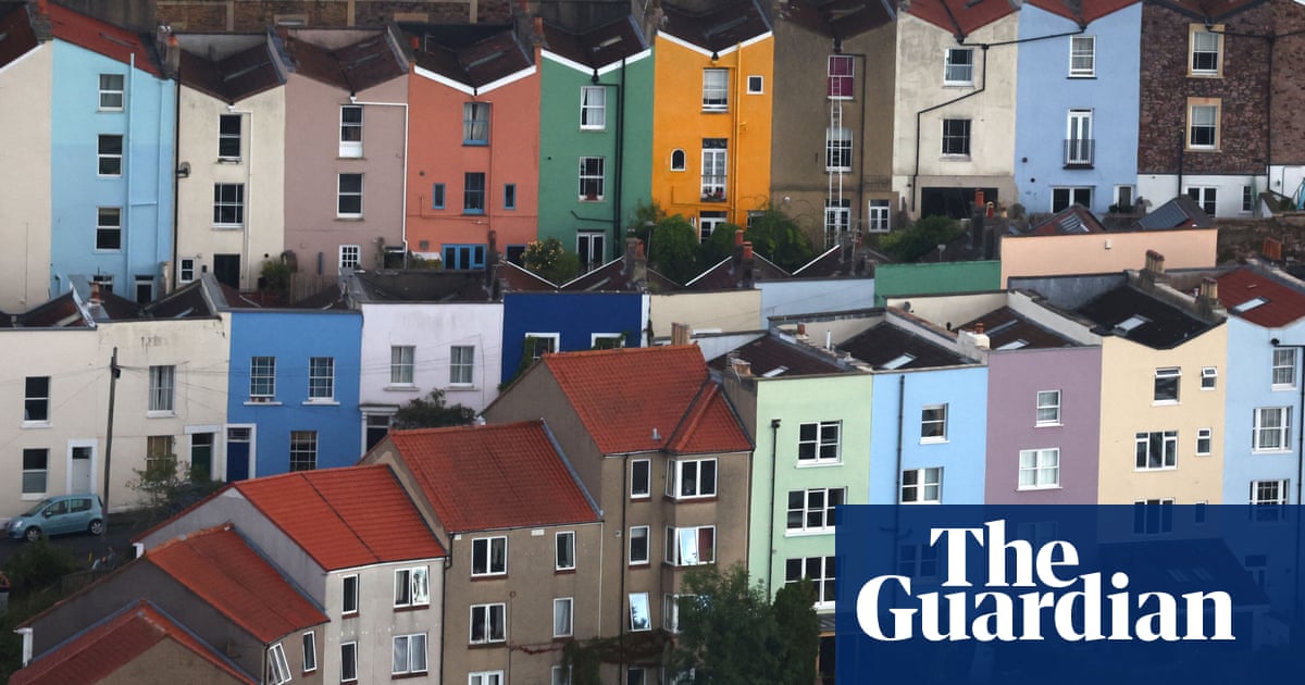 UK house prices rise for third straight month as mortgage rates fall