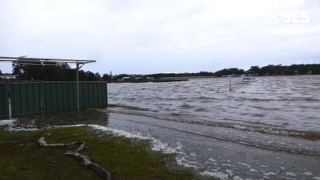 Emergency warning for Burrill Lake where about 30 properties are affected by flooding – video