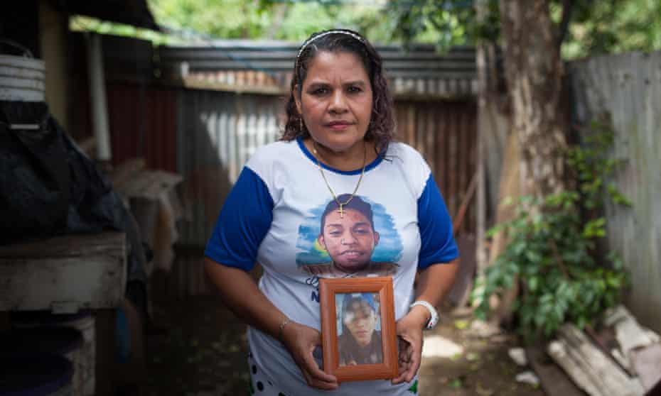 27 de octubre de 2021, San José, Costa Rica. Doña Yadira Córdoba, exiliada y mamá de Orlando Córdoba, asesinado en 2018 en las protestas contra el gobierno de Nicaragua. Carlos Herrera