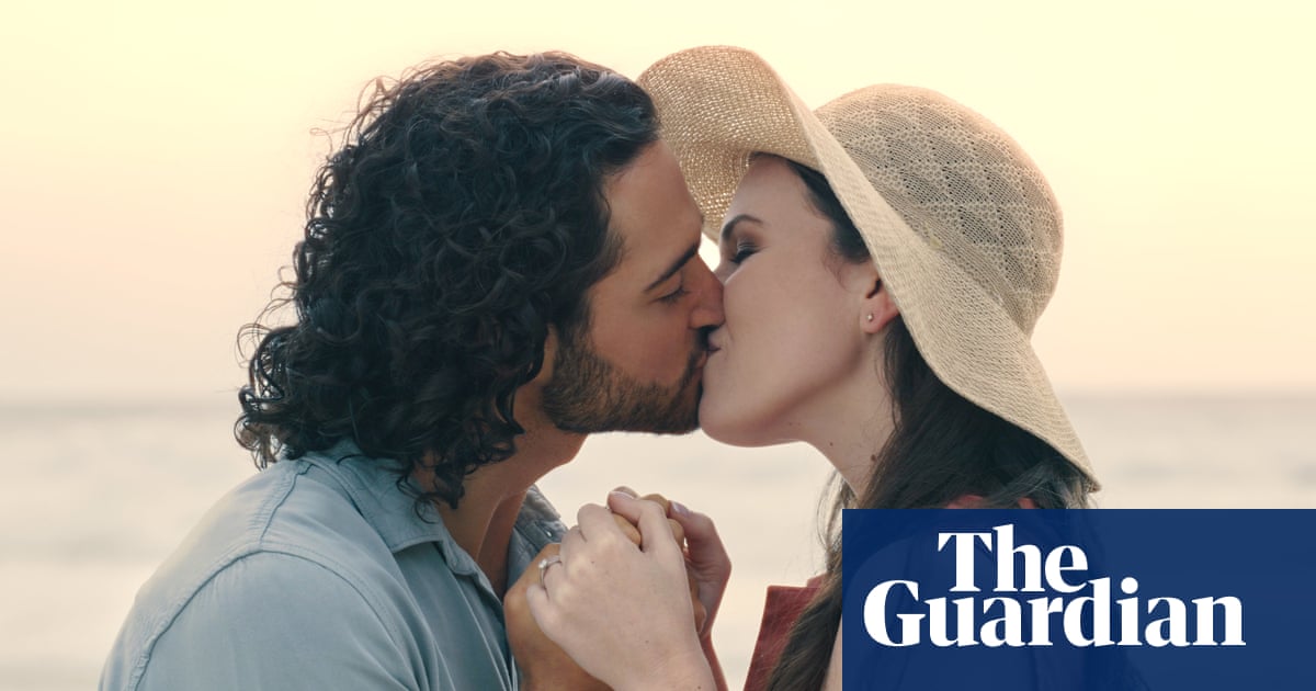 Wanderlove: are we really more attractive and alluring on holiday?