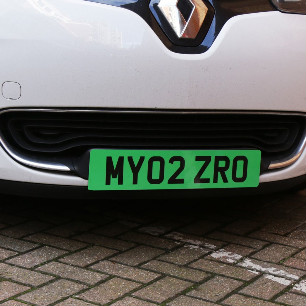 Electric cars to get green number plates under government plan Electric cars to get green number plates under government plan