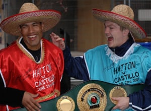 Ricky Hatton (right) and José Luis Castillo share a joke at a press conference to announce their IBO light-welterweight title fight in June 2007