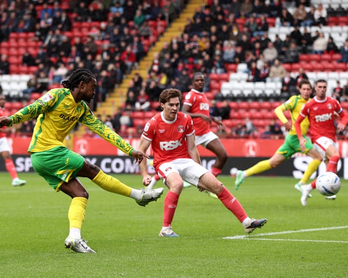 Championship roundup: Portsmouth ride luck to beat Millwall; Norwich back to winning ways