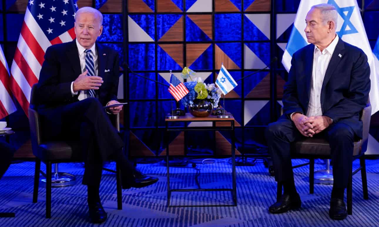 El 'abrazo' de Biden a Netanyahu es un error estratégico, dice un demócrata clave.