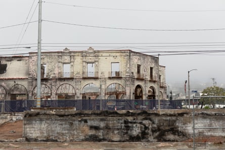 An image of a burned building in California.