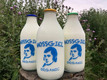 Mossgiel Farm, an ‘at-foot’ dairy in Ayrshire, has eliminated single-use plastic packaging