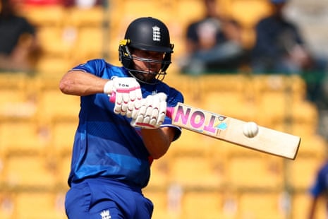 Dawid Malan hits a four.