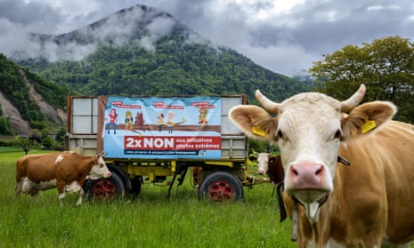 An electoral poster objecting to a proposed ban on subsidies for pesticides and antibiotics in Swiss agriculture.