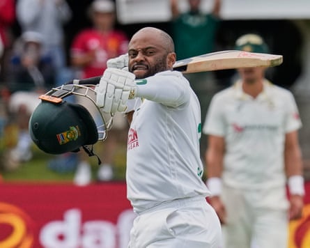 Temba Bavuma celebrates his century