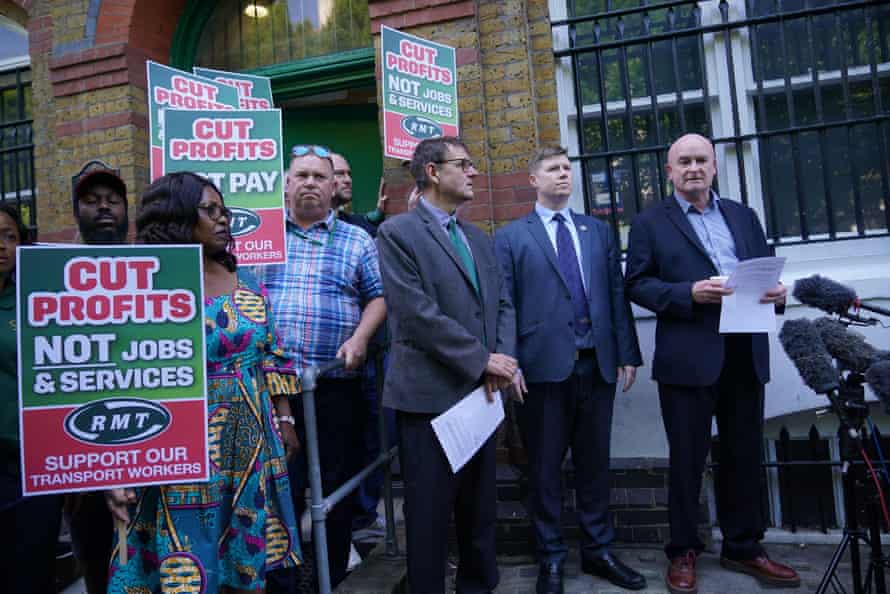 Mick Lynch making his statement outside RMT HQ.