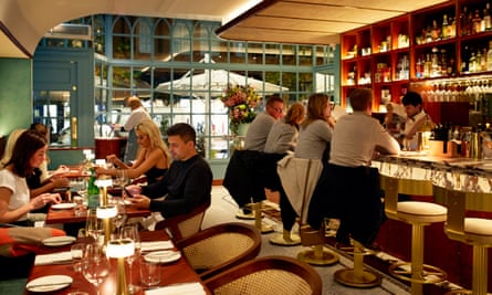 Fille salée, Mayfair