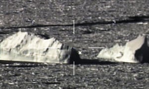 Huge fleet of icebergs hits North Atlantic shipping lanes | Environment | The Guardian