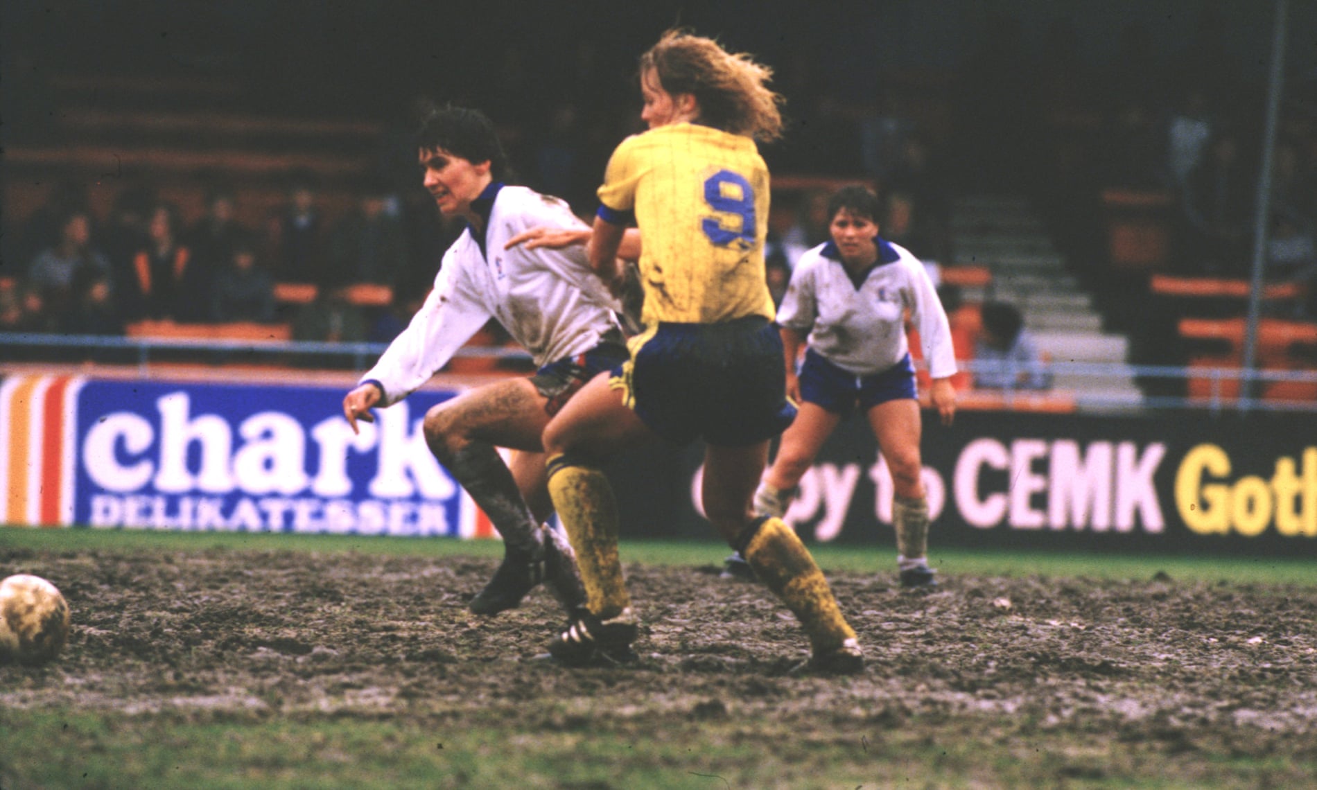 England Sweden at the 1984 Women's Euro Cup (1900 x 1140) r/HistoryPorn