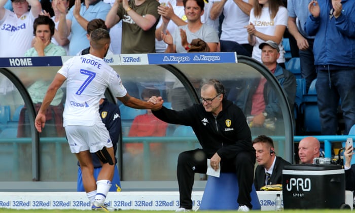 How Leeds Fell In Love With Marcelo Bielsa The Man On A Blue Bucket Football The Guardian
