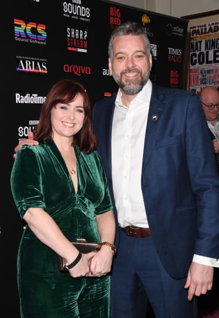 Iain Lee with his fiancee Katherine Boyle in 2020.