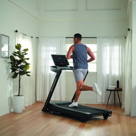NordicTrack - Treadmill EXP 5i - lifetyle press image