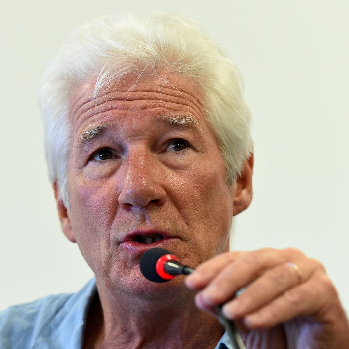How old is richard gere