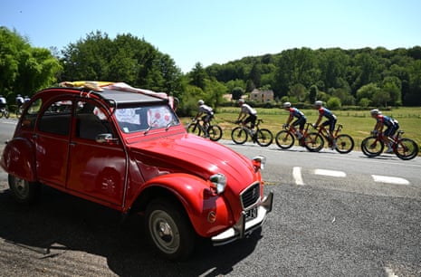 Another 2CV shot!