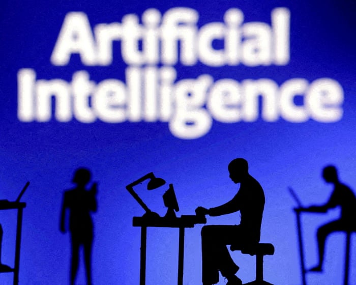 UK wealth manager and price comparison site shares fall amid AI fears