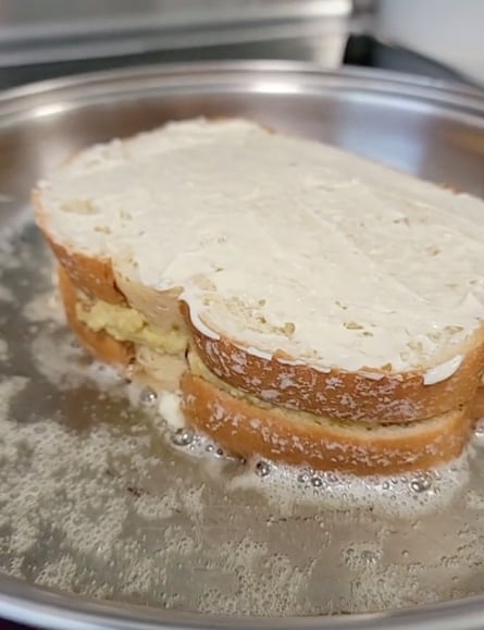 Evil … @elis_kitchen’s pea, pineapple, nuts and cheese sandwich fried in mayonnaise.