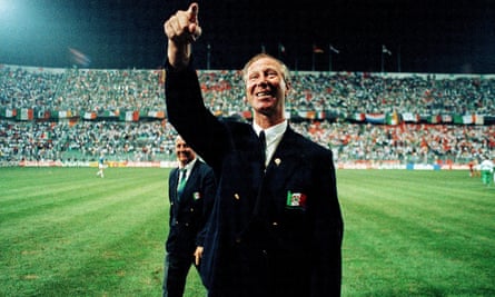 Jack Charlton, as manager of the Republic of Ireland, in Palermo, Italy, in 1990.