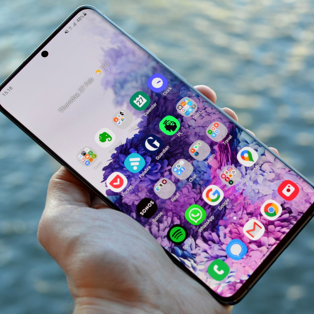 Samsung Galaxy S Ultra Review The Superphone That S A Little Too Massive Technology The Guardian