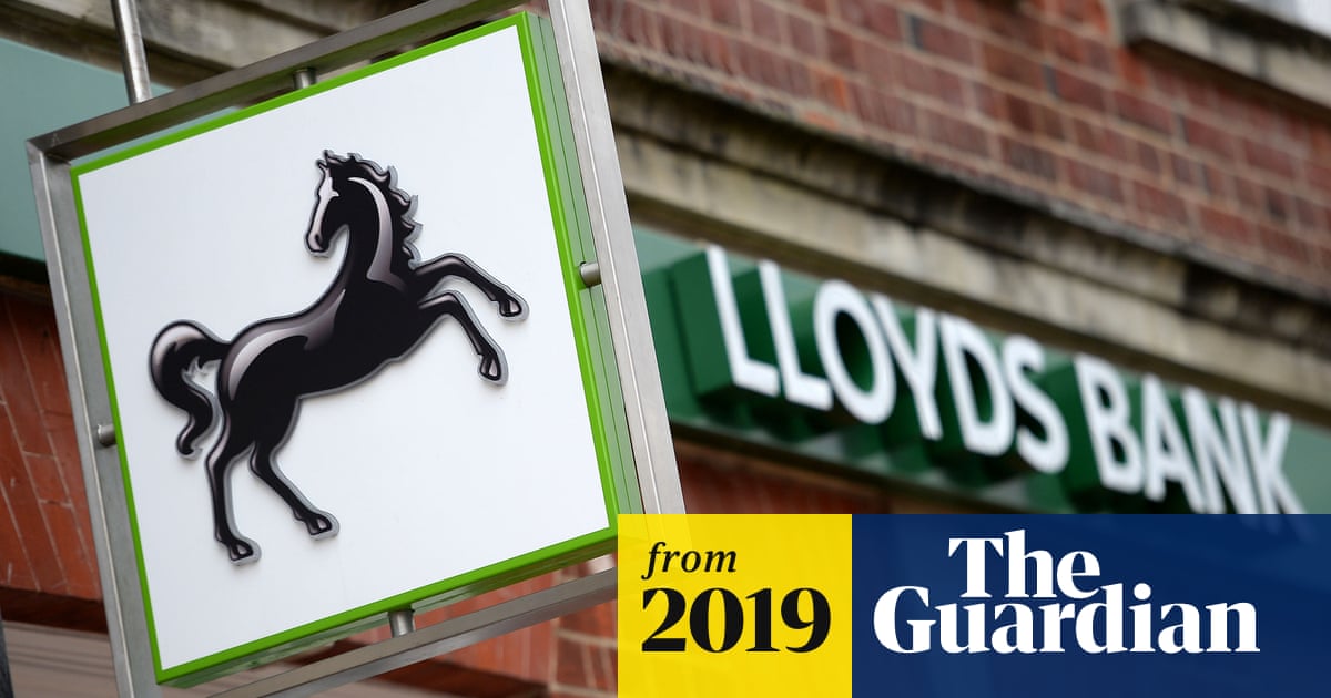 Lloyds Apologises After Customers Hit By Online Banking Glitch