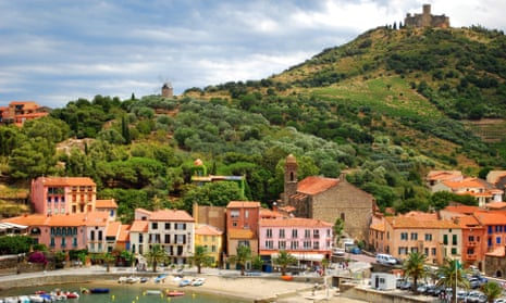 Collioure with its harbour and Fort Sainte-Elme above