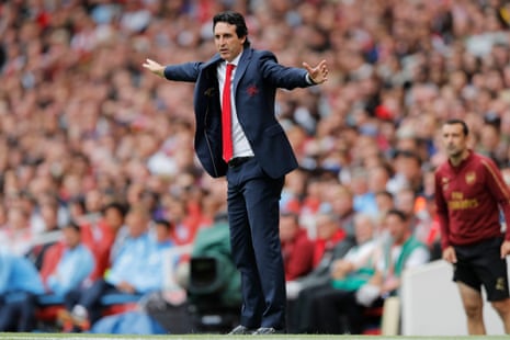 Emery has a few things to sort out at half time.