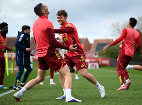 James McAtee and Nikola Milenkovic of Nottingham Forest during Nottingham Forest training