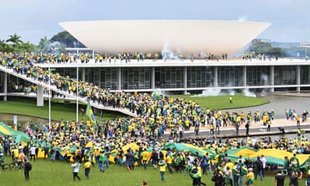 Bolsonaro supporters rioting at the Esplanada dos Ministerios in Brasília.