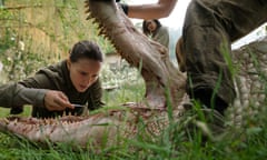 null<br>Left to right: Natalie Portman and Tessa Thompson in ANNIHILATION, from Paramount Pictures and Skydance.