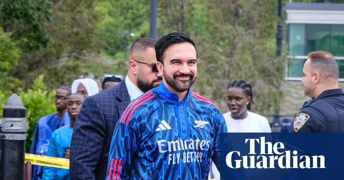 Mamdani made a play for fashion’s premier league in his custom-made Arsenal kurta
