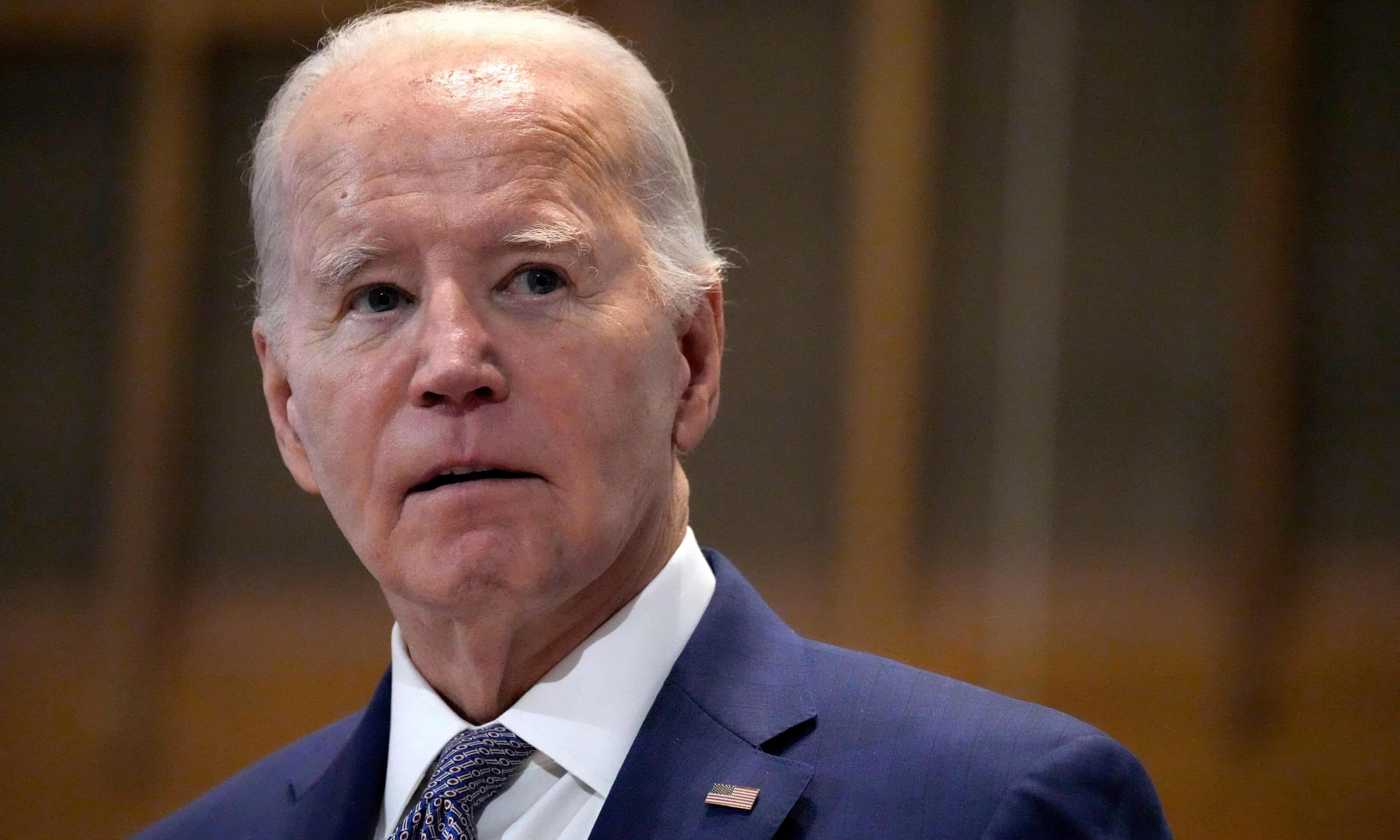 Biden vows response at time ‘of our choosing’ after three US troops killed in Jordan drone attack (theguardian.com)