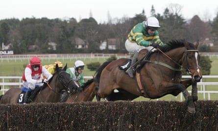 Kempes, ridden by David Casey, on the way to Irish Gold Cup glory at Leopardstown in 2011.
