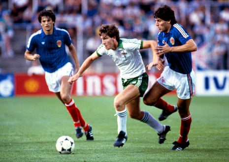 Stormin’ Norman Whiteside slips through the Yugoslavia midfield in 1982.