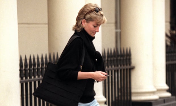 Princess Diana leaves the Hale Clinic in 1995.