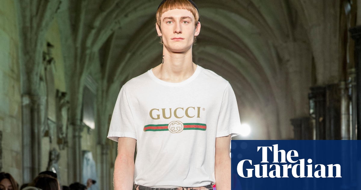 Drik forklædt modvirke Buy of the day: the Gucci logo t-shirt | Fashion | The Guardian