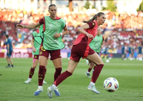 Jule Brand and Klara Buehl of Germany.