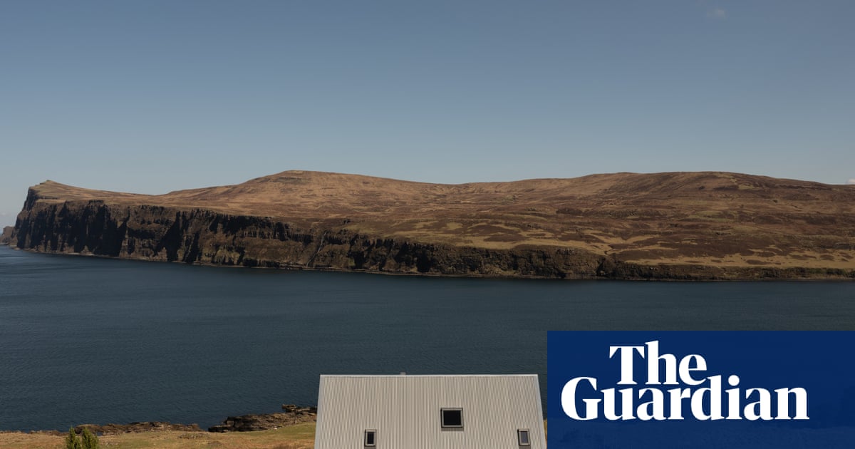 Homes for sale with water views in England and Scotland – in pictures Homes for sale with water views in England and Scotland – in pictures