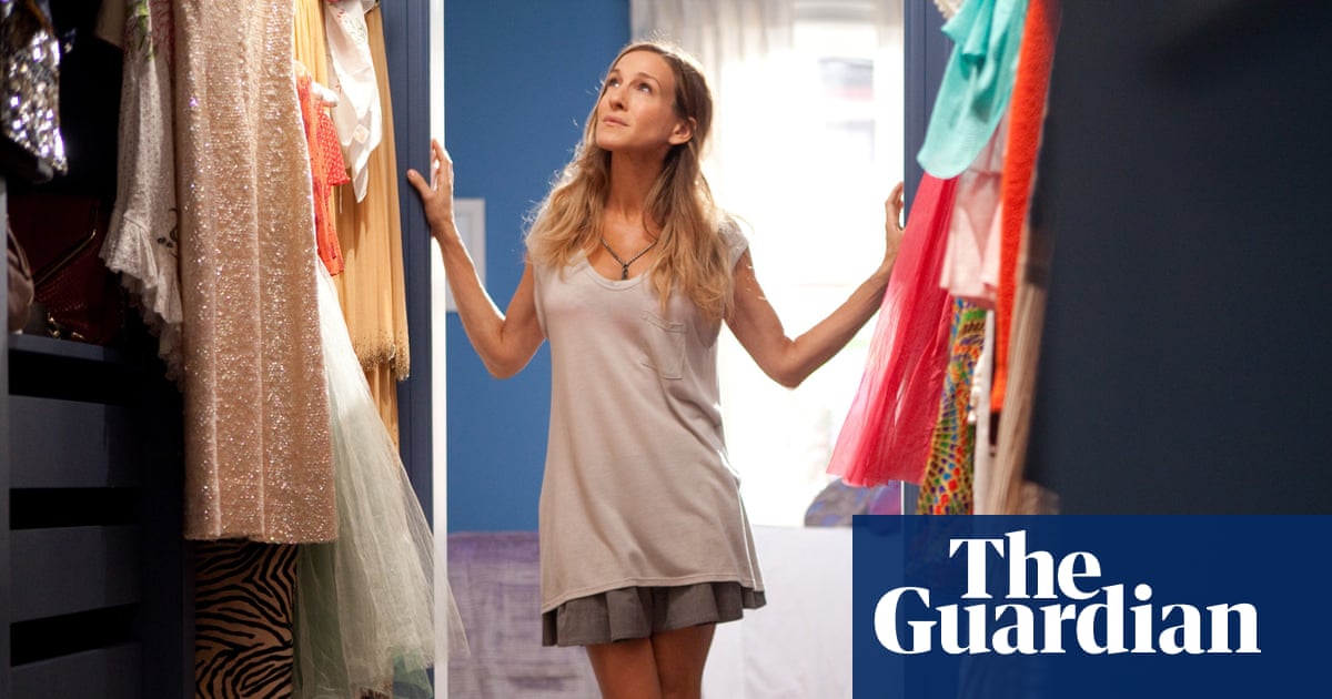 We couldn't help but wonder ... what was Carrie Bradshaw's best outfit?